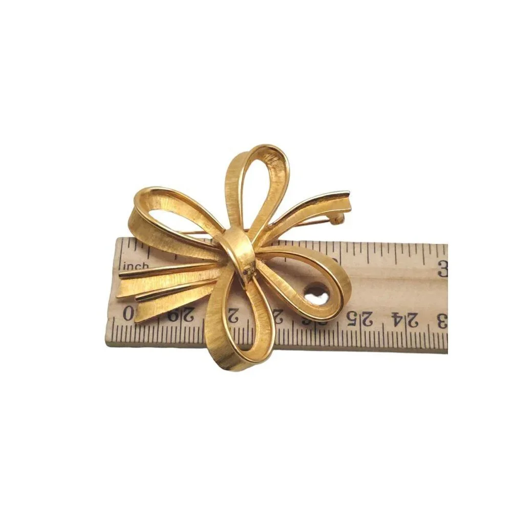 Monet Brushed Double Loop Bow Brooch Pin Gold Tone Vintage 1960s